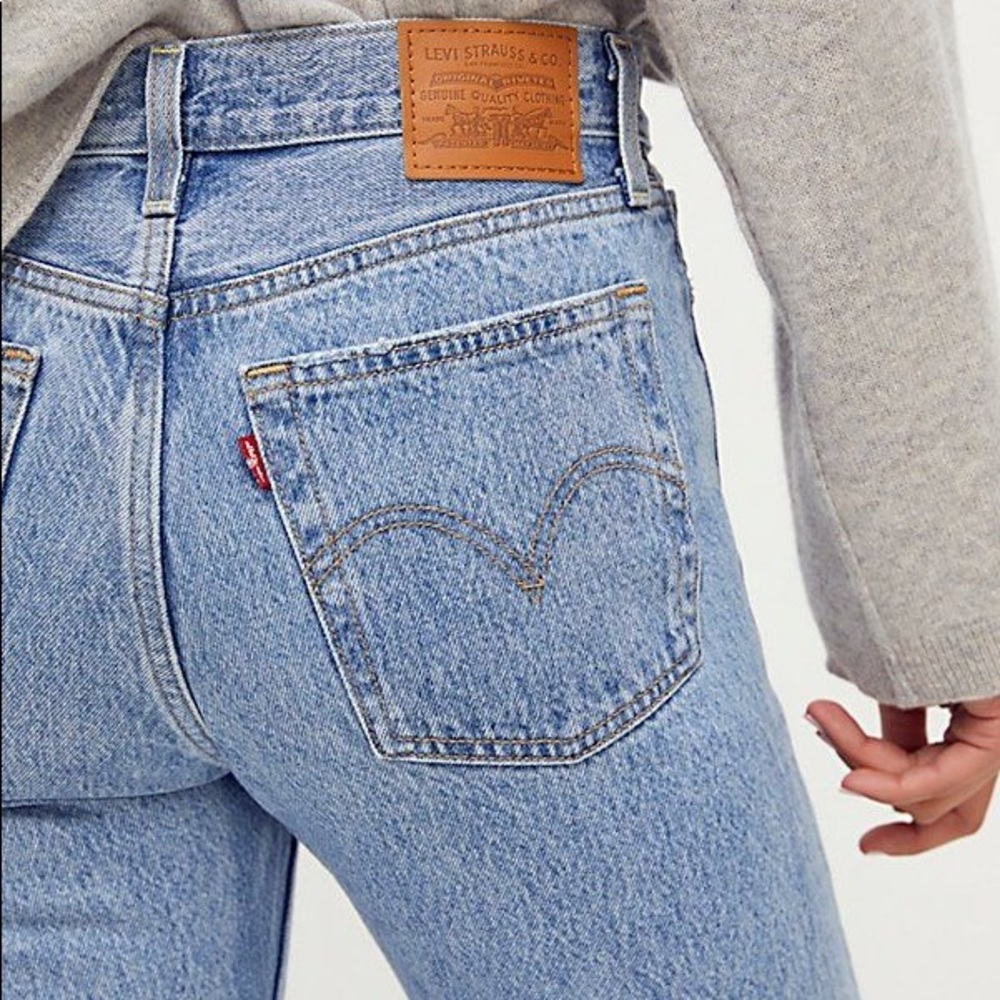 Free people Levi wedgie strait leg jeans